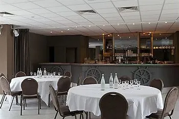 Pierre & Village Club Cannes Hotel